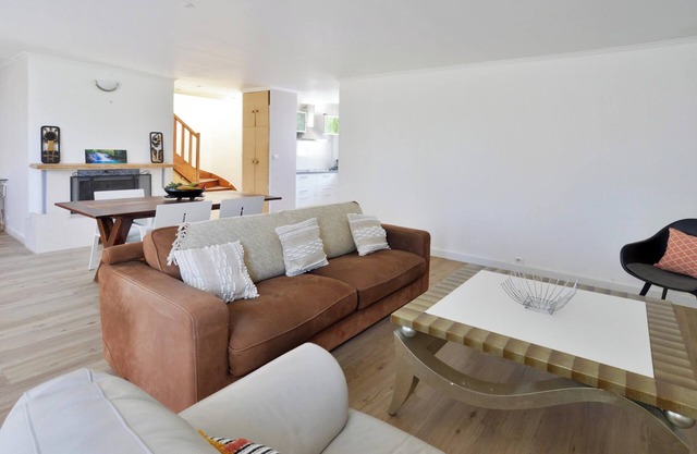 Homerez - Welcoming House in Férolles-Attilly