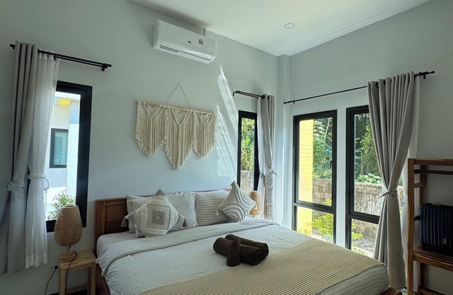 Honey Moon House Hin Kong Near Aum Yoga 4K Tv AC