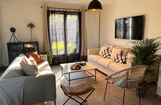 Honfleur - grande maison familiale avec jardin