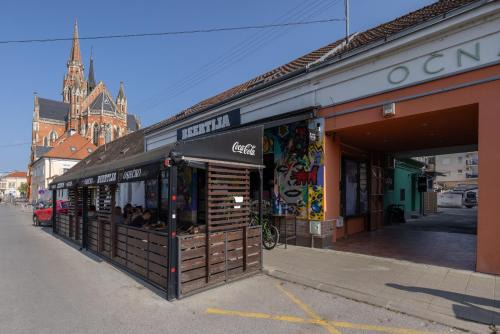 Hoppy rooms - Self Check ln