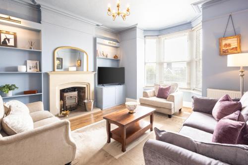 Host & Stay - Rock End