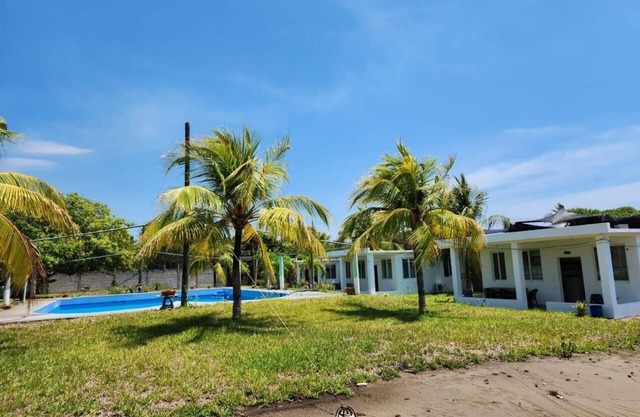 Hostel With Pool And Free Parking Near The Sea