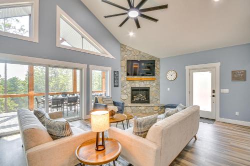 Hot Tub and Game Room! Family Connelly Springs Home