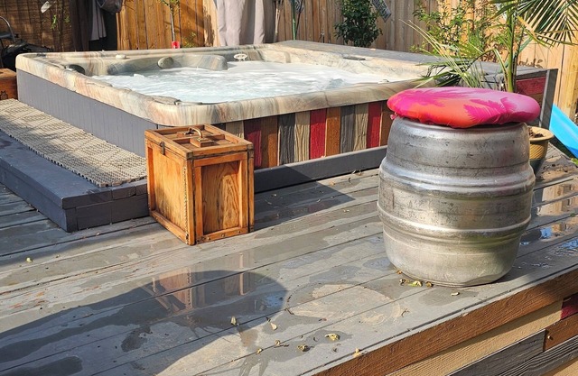 Hot tub-fire pit-game room-Lake Travis-sleeps 6-house near Austin in Cedar Park