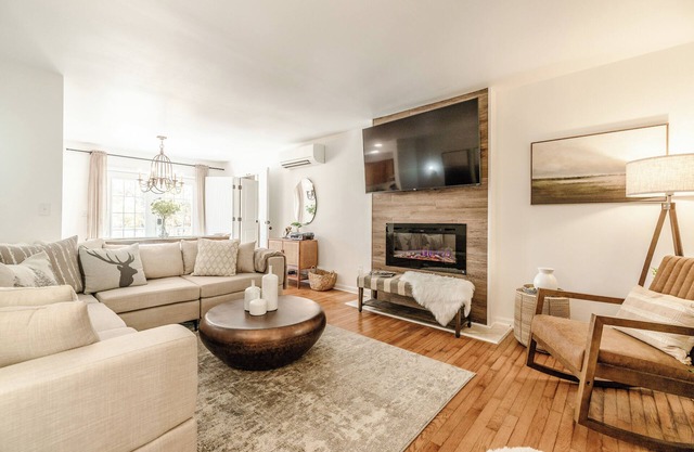 Hot Tub, Fire Pit, Pets Ok, Nature Views