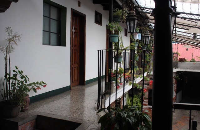 Hotel Calle Ancha