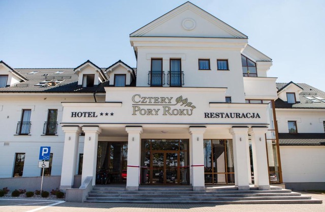 Hotel Cztery Pory Roku