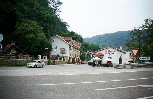 Hotel De Borleña