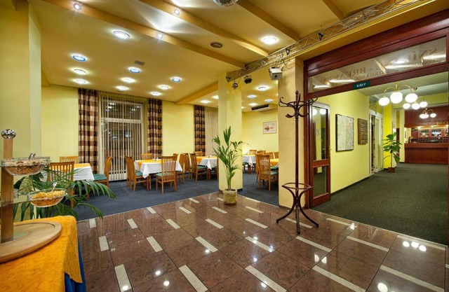 Hotel Henrietta