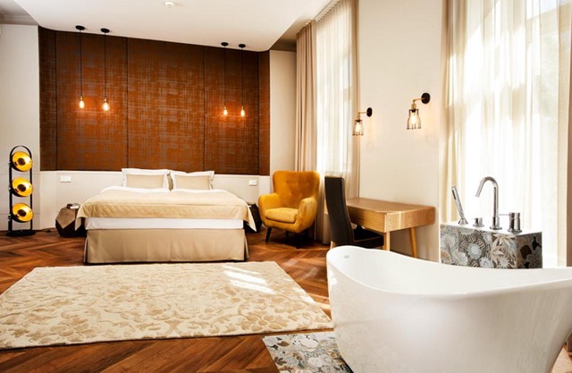 Hotel Nihil Novi