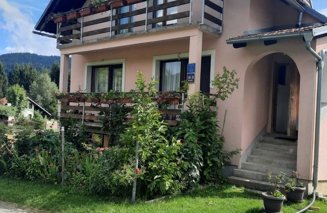 House Šumska Idila (90561-K1) - Jasenak