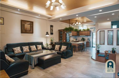 House 303 民宿 自助入住,需先匯款預付總價