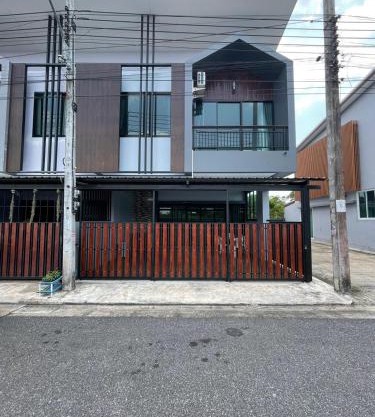 House at Hatyai Airport