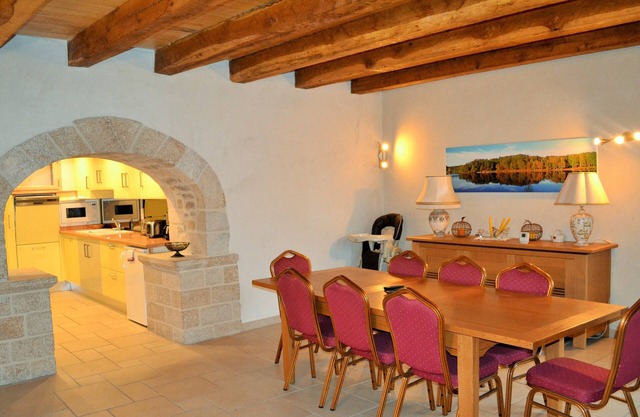 House character gîte weekly rental 6 Pers. private SPA pool, fishing pond,