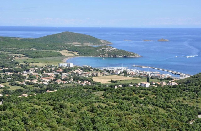 House corsica sea and mountain view