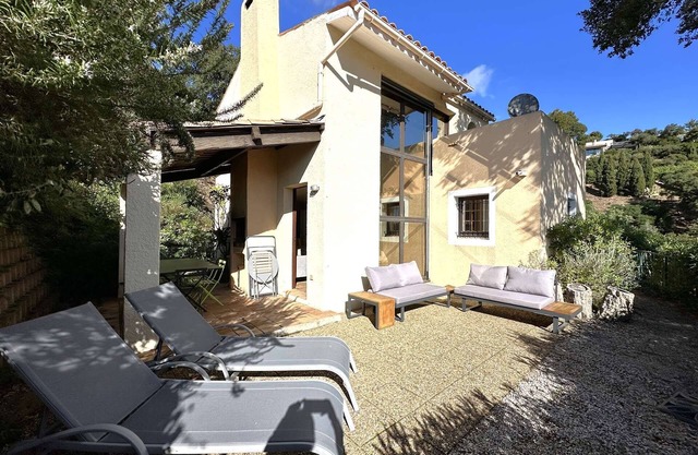 House for 6 to 8 People in a Private Estate with Shared Pool