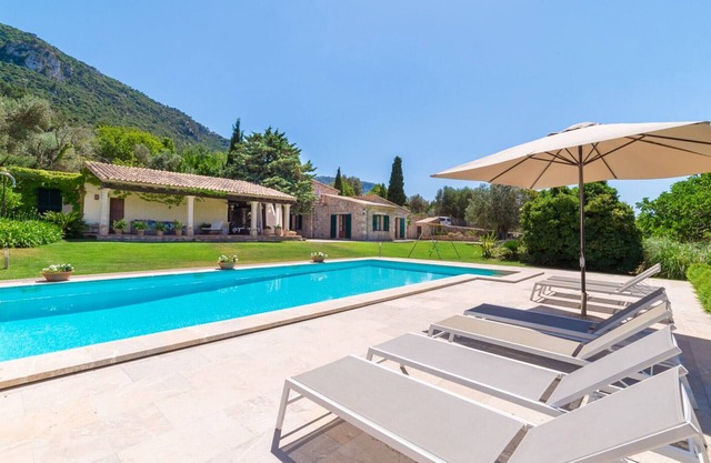 House for 8 people with private pool and playground in Valldemossa, Mallorca