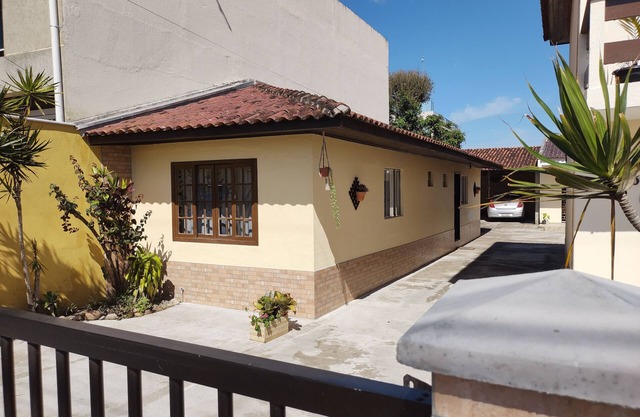 House in Guaratuba 70 meters from the beach