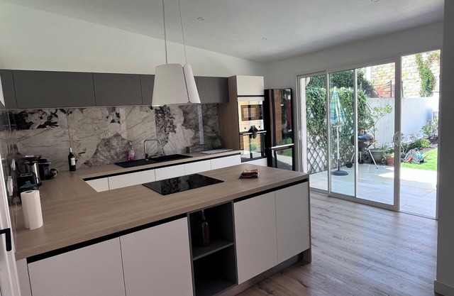 House in Narbonne, ideal for Les Grands Buffets, with swimming pool and air-conditioning