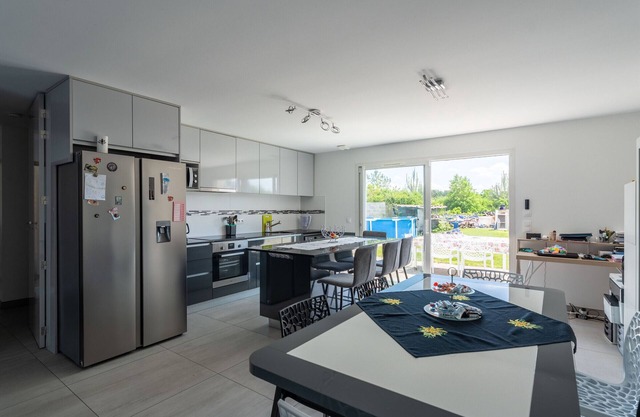 House in Parentis-en-Born - 6 guests - Near lake and beaches