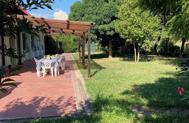 House in the green, 4 km from the Tower of Pisa, we welcome four-legged friends