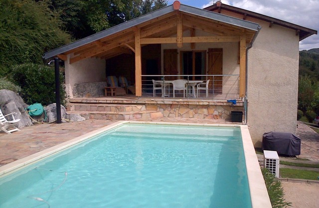 House in the country side of PYRENEES with a beautiful view and a swimming pool.