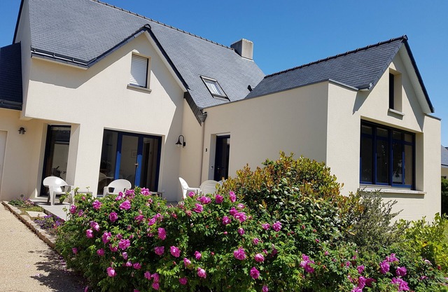 House Le Croisic 100m seaside, enclosed garden, fishing port