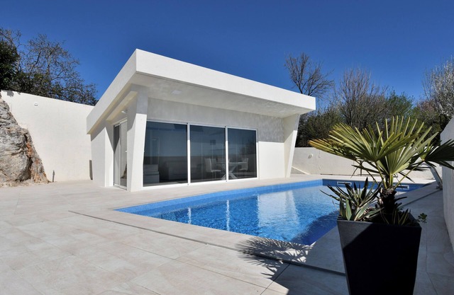 House Luxury (117151-K1) - Matulji