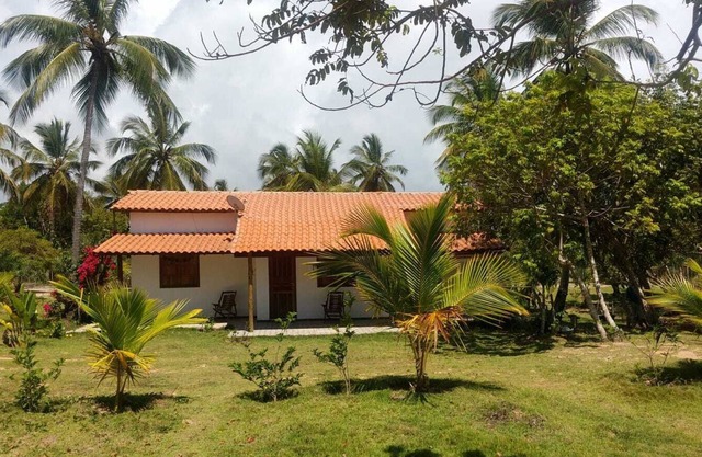 HOUSE NEAR MOGIQUIÇABA BEACH