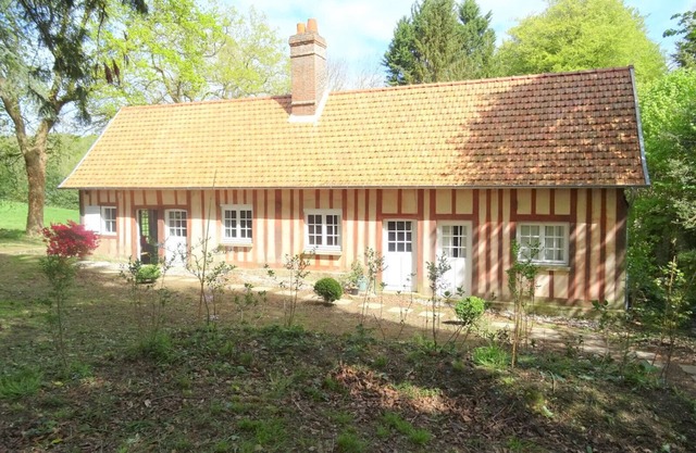House Saint Germain, near sea and village