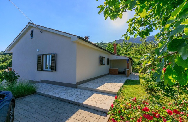 House Vicky (81391-K1) - Sv.Jelena