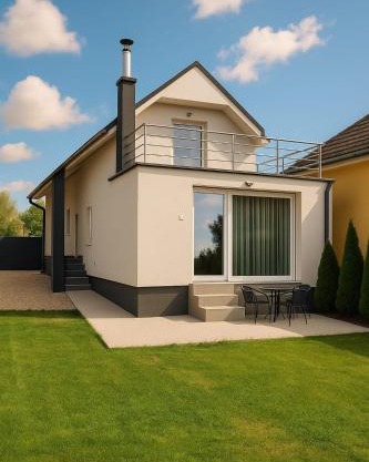 House with Garden Elisa