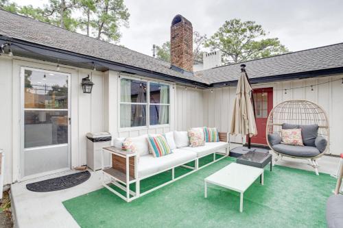 Houston Home with Patio about 14 Mi to Downtown!