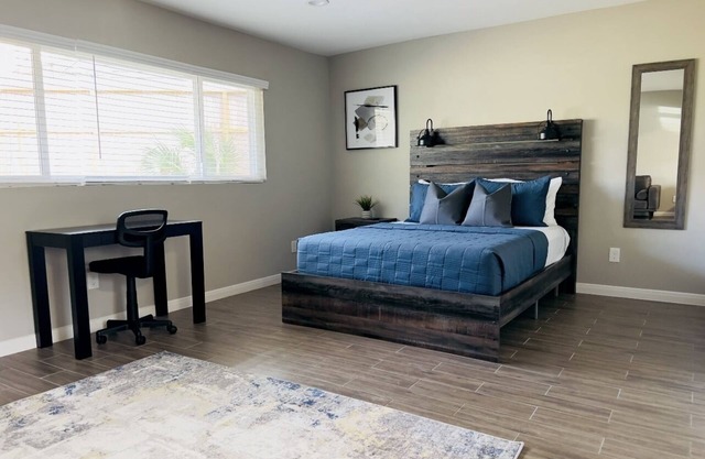 Houston’s prime location! Newly renovated studio apartment. Downtown/Medical/UH