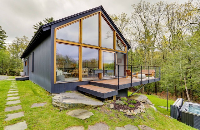 Hudson Valley Vacation Rental w/Private Pool!