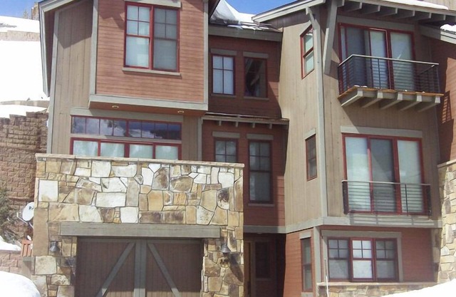 Huge Twnhm 4 Bedroom Walk to Elevators -Mt Crested Butte