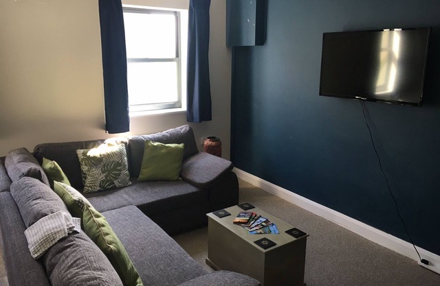 Hurricane - 2 bed apartment