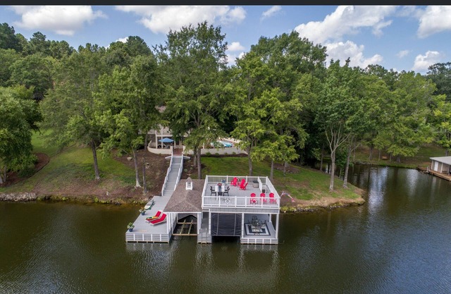 Hyco lake with pool , huge views, X large boathouse,