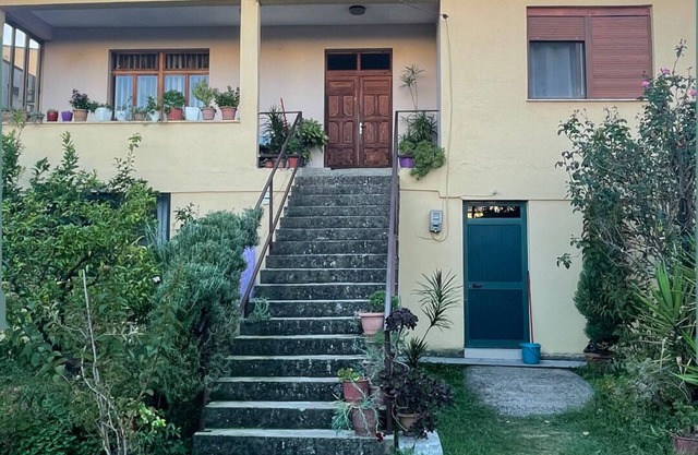 Hysa guest house