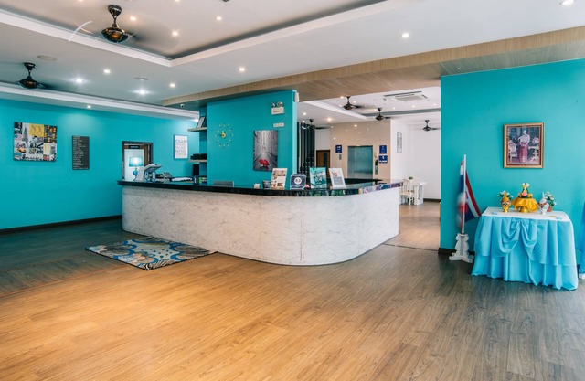 iCheck inn Central Patong