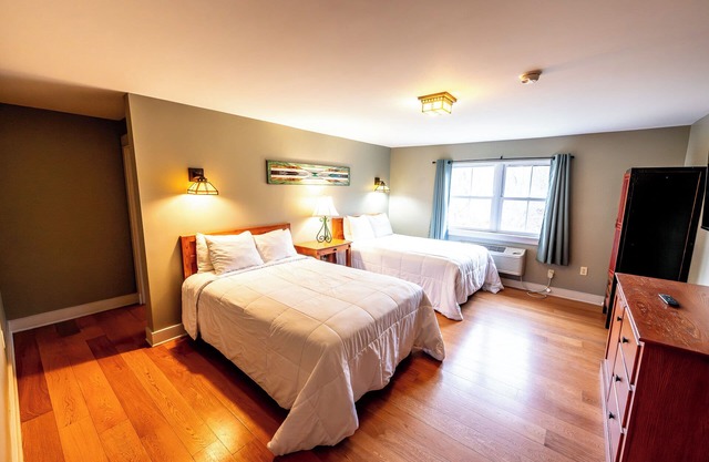 Ideal Delaware Escape Near Pocono Mountain | Hiking Trails, Gol & Spa