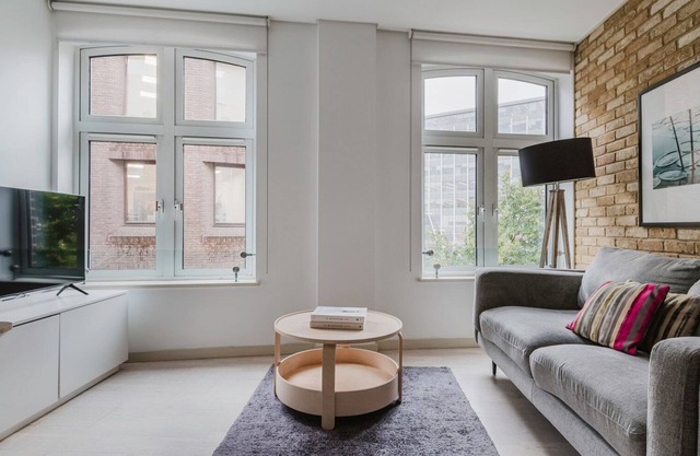 Ideal Farringdon 1BR, near Tube Station & Cathedral, by Blueground