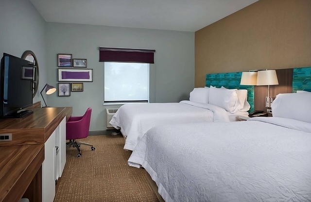 Ideal Mix of Comfort and Value! Free Breakfast, Indoor Pool, Pets Allowed!
