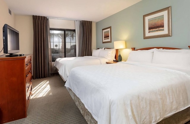 Ideal Mix of Comfort and Value! Free Breakfast, 2 Miles From Disneyland