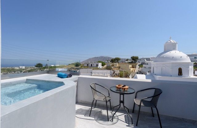 Ikies Santo Filoxenia