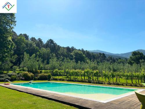 Il Palazzaccio con Piscina a Lucca by TuscanyWeGo