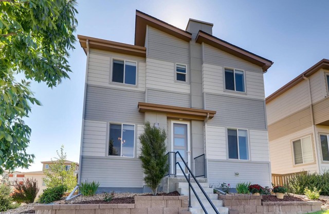 Immaculate 3 bedroom house in Highlands Ranch