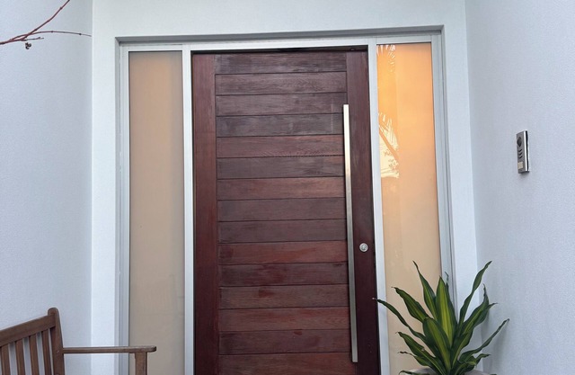 Immaculate modern home with pool. n180’ views of city, Botany & Kogarah bays.