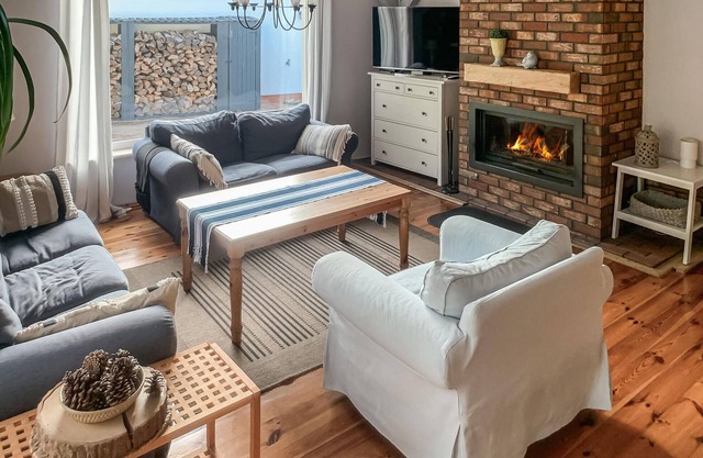 In a quiet location, near a lake, this beautiful vacation home welcomes you.