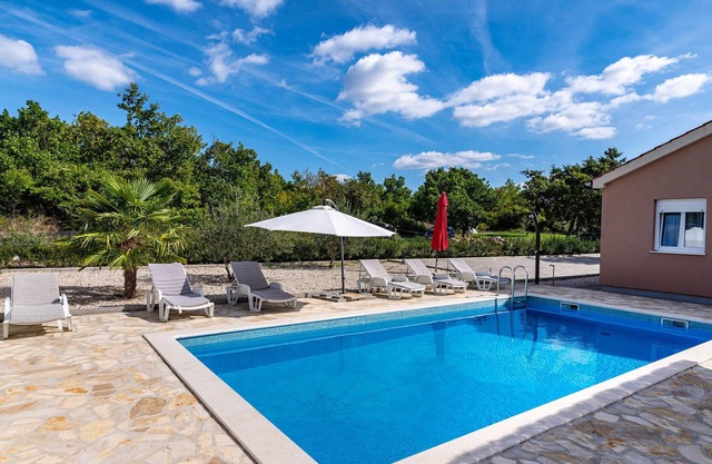 In Gornji Policnik awaits you this beautiful vacation bungalow.